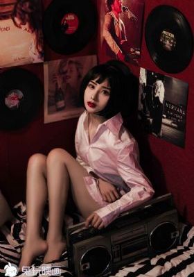 美女成人在线_HD电影在线观看