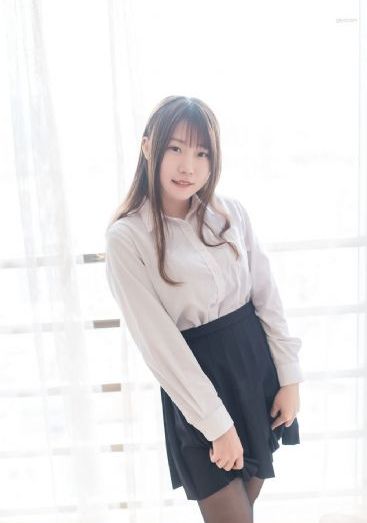 新黄av仓库中文_高清完整版高清视频观看